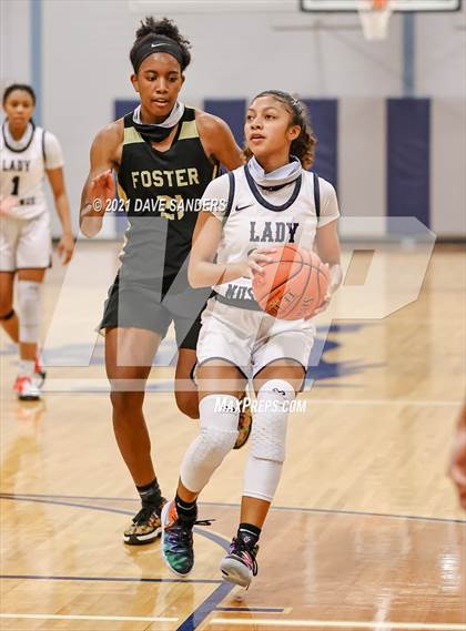 Thumbnail 1 in Foster @ Lamar Consolidated photogallery.
