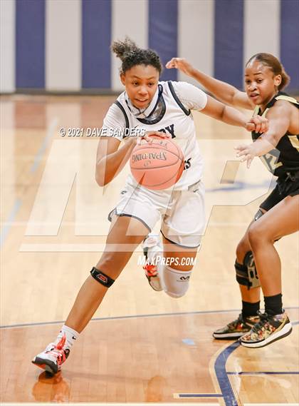 Thumbnail 2 in Foster @ Lamar Consolidated photogallery.