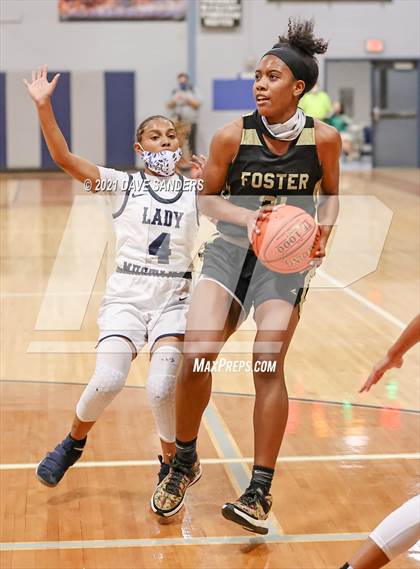 Thumbnail 1 in Foster @ Lamar Consolidated photogallery.