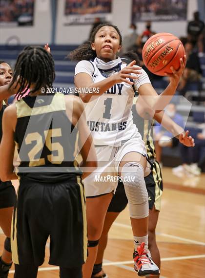 Thumbnail 3 in Foster @ Lamar Consolidated photogallery.