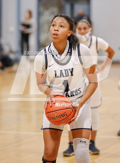 Thumbnail 2 in Foster @ Lamar Consolidated photogallery.