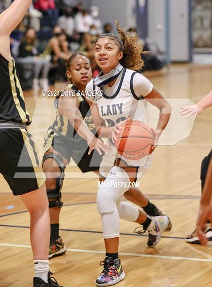 Thumbnail 2 in Foster @ Lamar Consolidated photogallery.