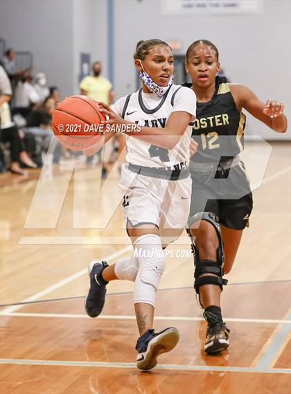 Thumbnail 3 in Foster @ Lamar Consolidated photogallery.