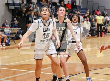 Thumbnail 3 in Foster @ Lamar Consolidated photogallery.
