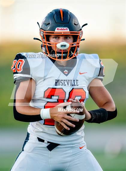 Thumbnail 3 in Laguna Creek vs. Roseville photogallery.
