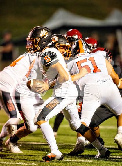 Thumbnail 3 in Laguna Creek vs. Roseville photogallery.
