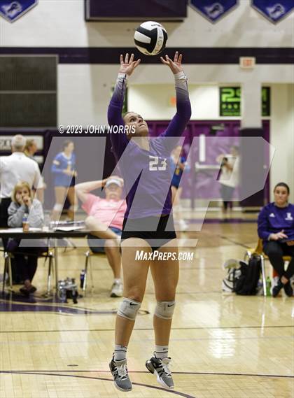 Thumbnail 3 in Leo vs Woodlan (Leo Invite) photogallery.