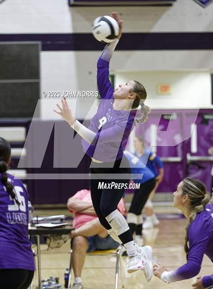 Thumbnail 2 in Leo vs Woodlan (Leo Invite) photogallery.