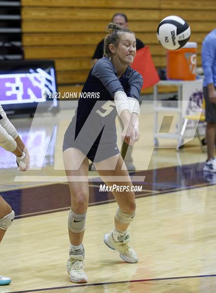 Thumbnail 1 in Leo vs Woodlan (Leo Invite) photogallery.