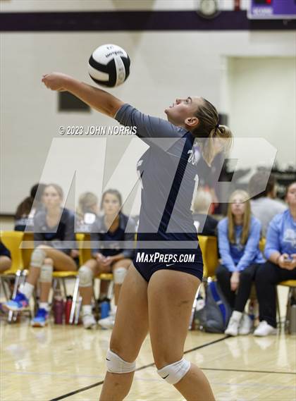 Thumbnail 2 in Leo vs Woodlan (Leo Invite) photogallery.