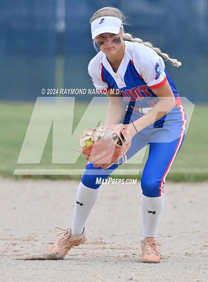 Thumbnail 1 in Yorktown vs. Jay County (IHSAA 3A Section 24 Championship)  photogallery.