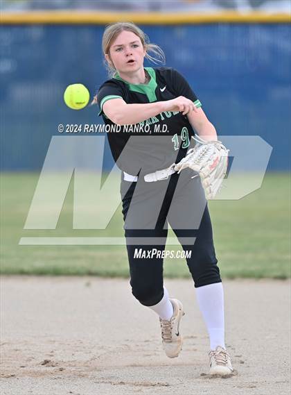 Thumbnail 3 in Yorktown vs. Jay County (IHSAA 3A Section 24 Championship)  photogallery.