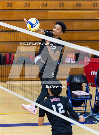 Thumbnail 3 in Arroyo @ Newark Memorial photogallery.