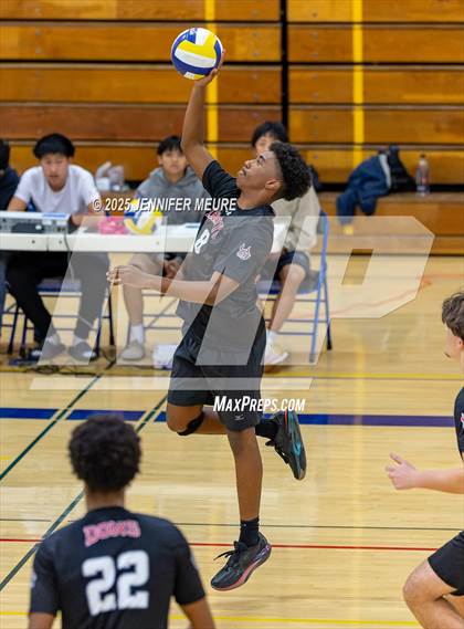 Thumbnail 2 in Arroyo @ Newark Memorial photogallery.