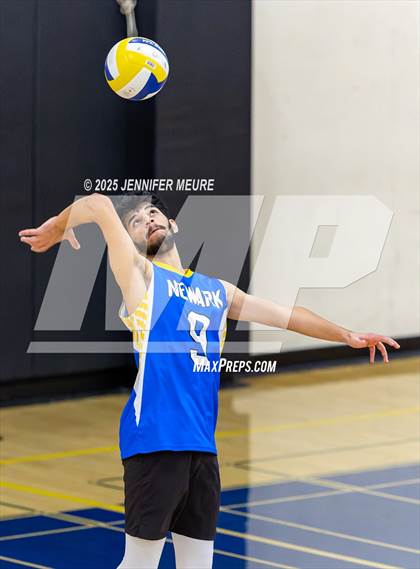 Thumbnail 3 in Arroyo @ Newark Memorial photogallery.