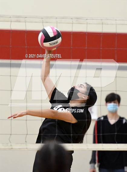 Thumbnail 2 in Encina Prep @ Victory Christian photogallery.