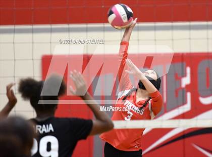Thumbnail 2 in Encina Prep @ Victory Christian photogallery.