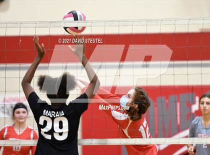 Thumbnail 3 in Encina Prep @ Victory Christian photogallery.