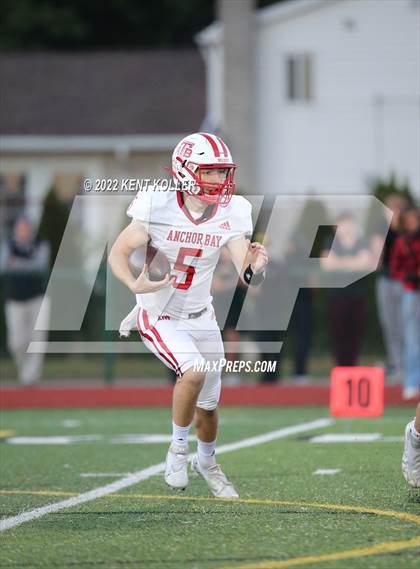 Thumbnail 3 in Anchor Bay @ Utica Eisenhower photogallery.