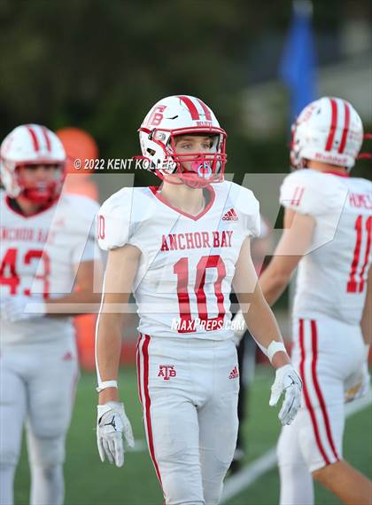 Thumbnail 3 in Anchor Bay @ Utica Eisenhower photogallery.