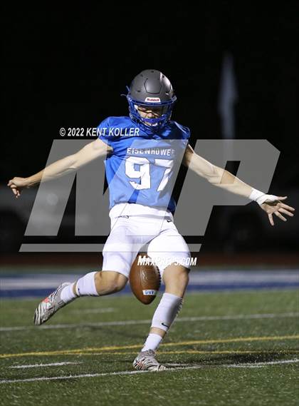 Thumbnail 2 in Anchor Bay @ Utica Eisenhower photogallery.