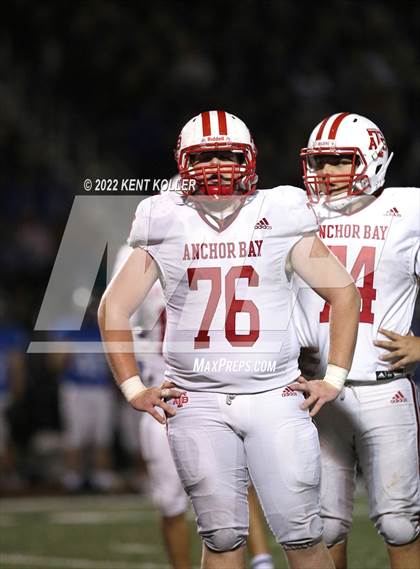 Thumbnail 3 in Anchor Bay @ Utica Eisenhower photogallery.