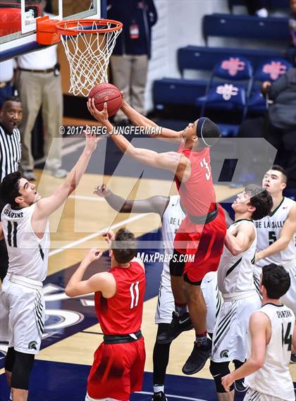 Thumbnail 1 in Harvard-Westlake vs. De La Salle (MaxPreps/DLS MLK Classic) photogallery.