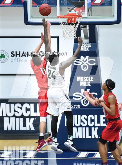 Thumbnail 1 in Harvard-Westlake vs. De La Salle (MaxPreps/DLS MLK Classic) photogallery.