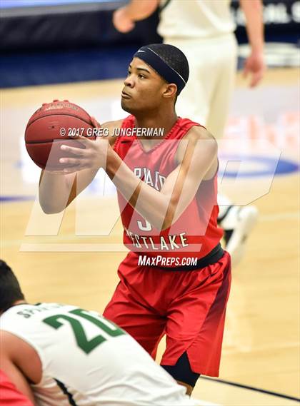 Thumbnail 3 in Harvard-Westlake vs. De La Salle (MaxPreps/DLS MLK Classic) photogallery.