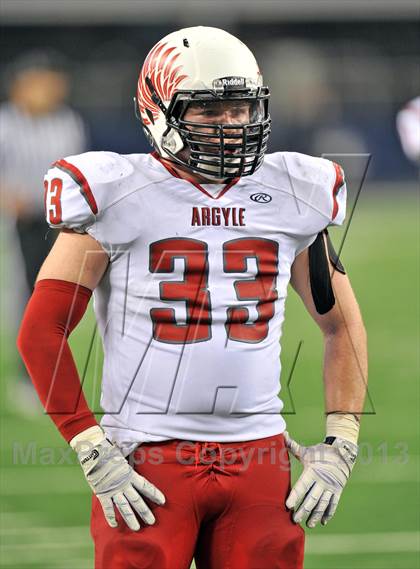 Thumbnail 1 in Fairfield vs. Argyle (UIL 3A Division 2 Final) photogallery.