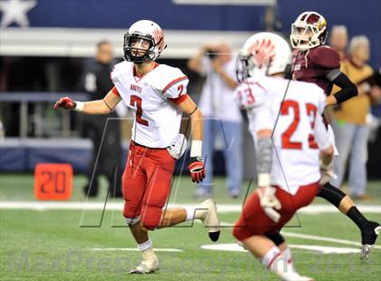 Thumbnail 3 in Fairfield vs. Argyle (UIL 3A Division 2 Final) photogallery.