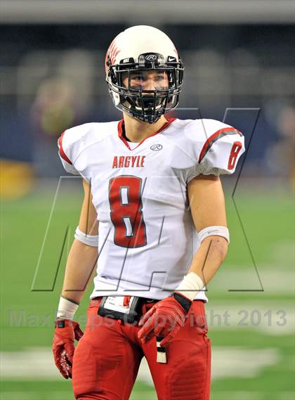 Thumbnail 2 in Fairfield vs. Argyle (UIL 3A Division 2 Final) photogallery.