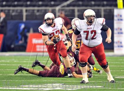 Thumbnail 3 in Fairfield vs. Argyle (UIL 3A Division 2 Final) photogallery.