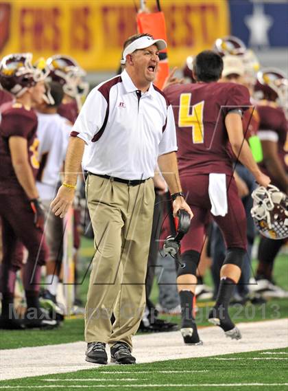 Thumbnail 2 in Fairfield vs. Argyle (UIL 3A Division 2 Final) photogallery.