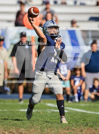 Thumbnail 3 in Manasquan vs Somerville (NJSIAA Group 3 Round 1) photogallery.