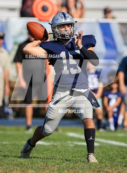 Thumbnail 2 in Manasquan vs Somerville (NJSIAA Group 3 Round 1) photogallery.