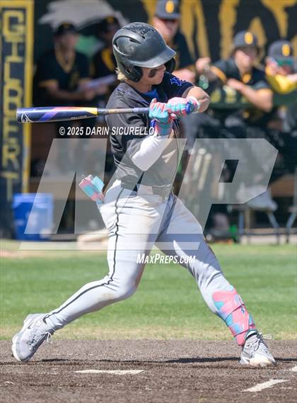 Thumbnail 1 in Mesquite vs Gilbert (Bob Everett Classic) photogallery.