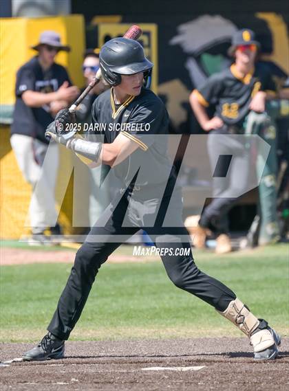 Thumbnail 2 in Mesquite vs Gilbert (Bob Everett Classic) photogallery.