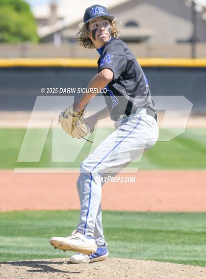 Thumbnail 1 in Mesquite vs Gilbert (Bob Everett Classic) photogallery.