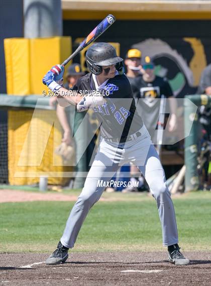 Thumbnail 1 in Mesquite vs Gilbert (Bob Everett Classic) photogallery.