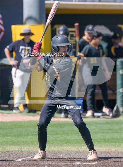 Thumbnail 2 in Mesquite vs Gilbert (Bob Everett Classic) photogallery.