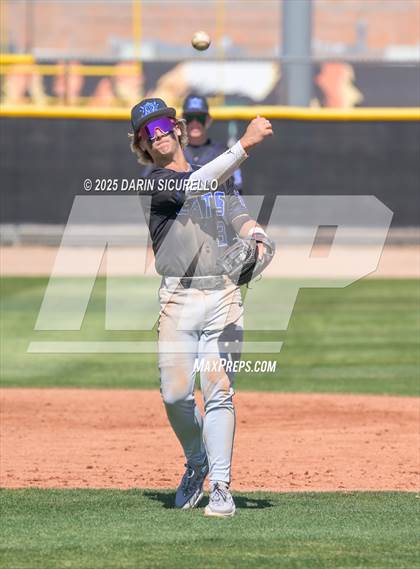 Thumbnail 1 in Mesquite vs Gilbert (Bob Everett Classic) photogallery.