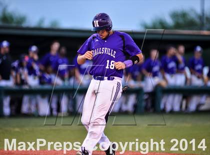 Thumbnail 3 in Liberty vs Hallsville (UIL 4A Regional Semifinal Playoff) photogallery.
