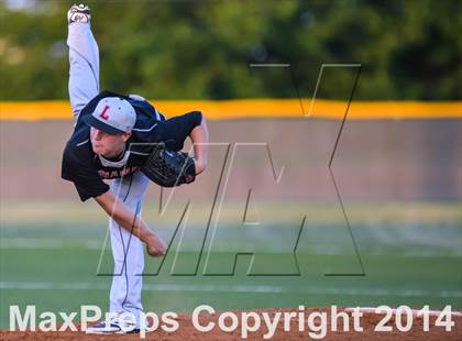 Thumbnail 1 in Liberty vs Hallsville (UIL 4A Regional Semifinal Playoff) photogallery.