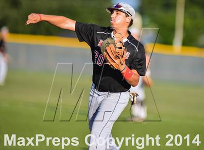 Thumbnail 3 in Liberty vs Hallsville (UIL 4A Regional Semifinal Playoff) photogallery.