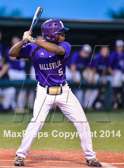 Thumbnail 3 in Liberty vs Hallsville (UIL 4A Regional Semifinal Playoff) photogallery.