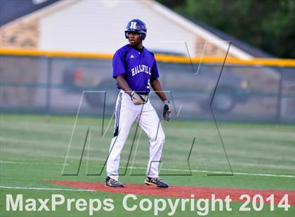 Thumbnail 2 in Liberty vs Hallsville (UIL 4A Regional Semifinal Playoff) photogallery.