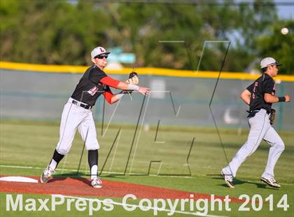 Thumbnail 3 in Liberty vs Hallsville (UIL 4A Regional Semifinal Playoff) photogallery.