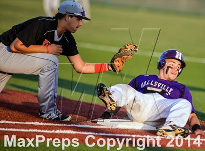 Thumbnail 1 in Liberty vs Hallsville (UIL 4A Regional Semifinal Playoff) photogallery.