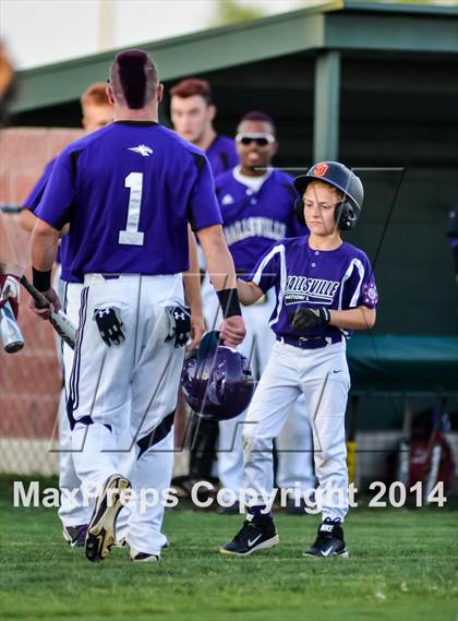 Thumbnail 1 in Liberty vs Hallsville (UIL 4A Regional Semifinal Playoff) photogallery.